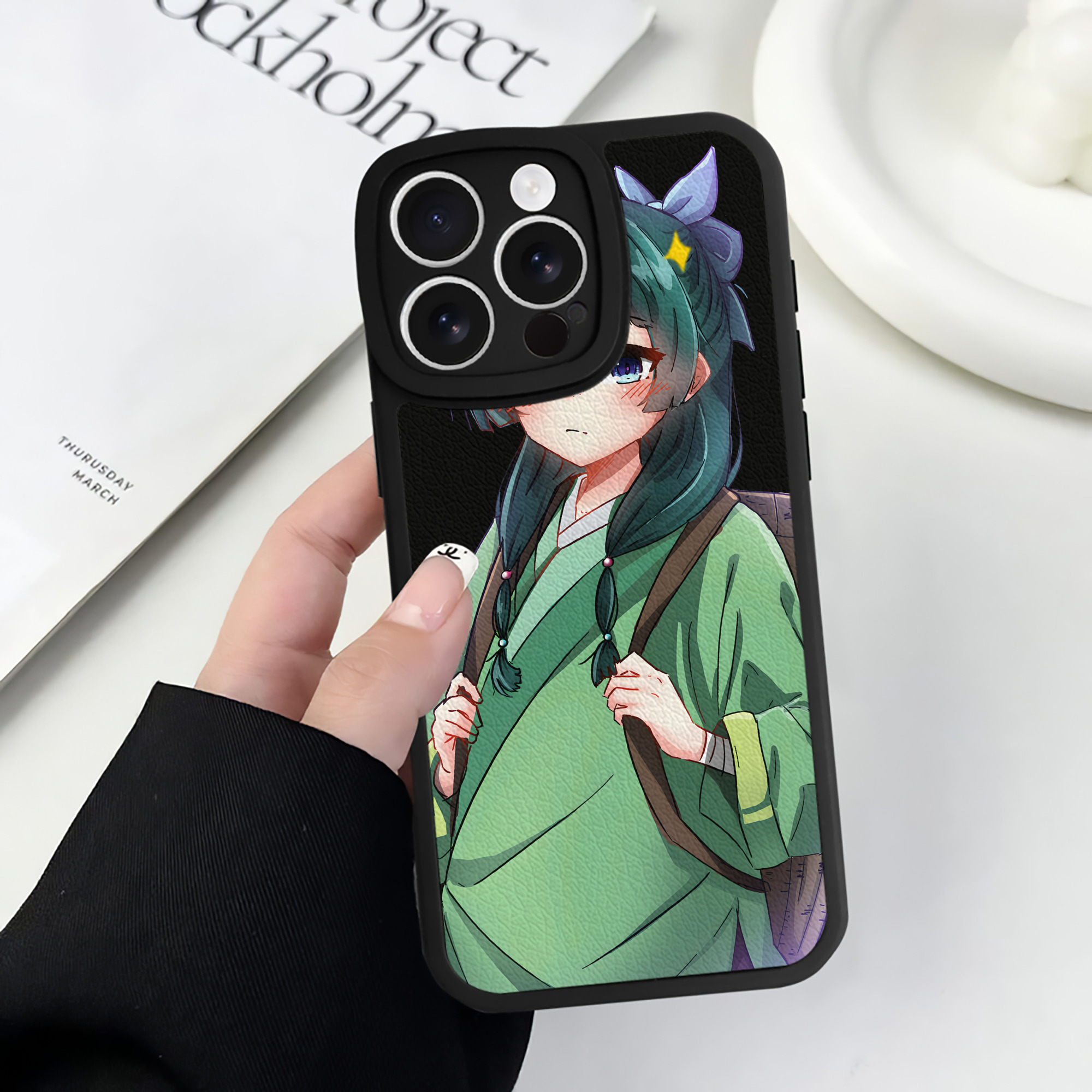 （画像用） 薬屋のひとりごと The Apothecary Diaries 【iPhone 16シリーズ対応】シリコンスマホケース（レザー調） 材質：シリコン